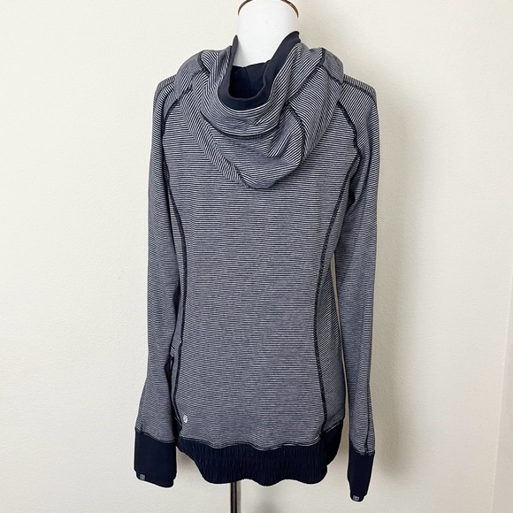 Lululemon Think‎ Fast Hoodie Tonka Stripe Heathered Slate Black / Black Size 8 - Picture 9 of 15